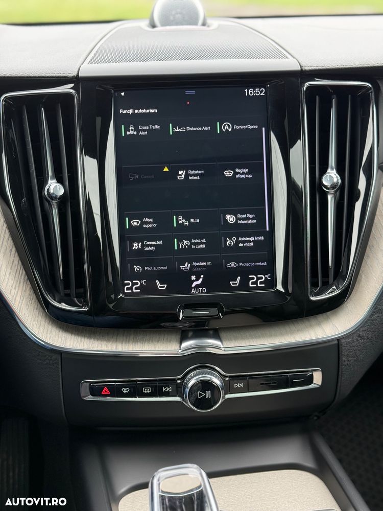 Volvo XC 60 D5 AWD Inscription - 14