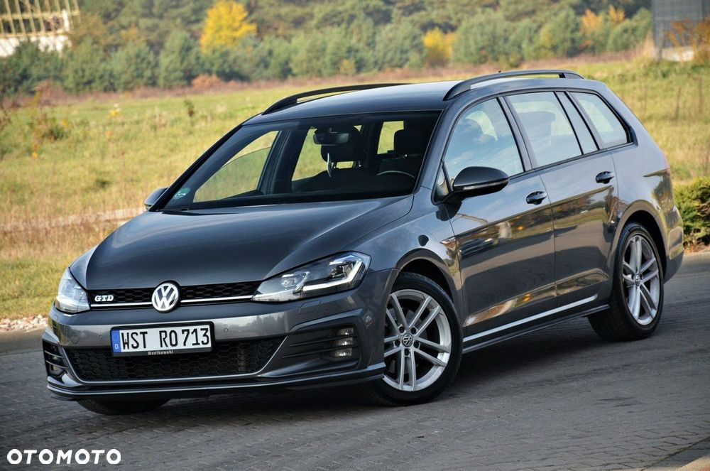 Volkswagen Golf - 9