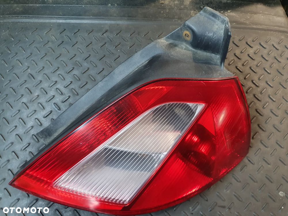 RENAULT MEGANE II LAMPA PRAWY TYŁ PRAWA TYLNA 8200073237 - 4
