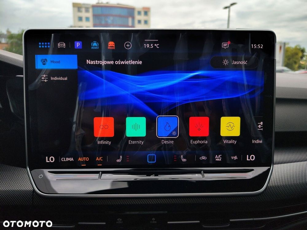 Volkswagen Golf Variant 2.0 TSI 4Motion R - 27