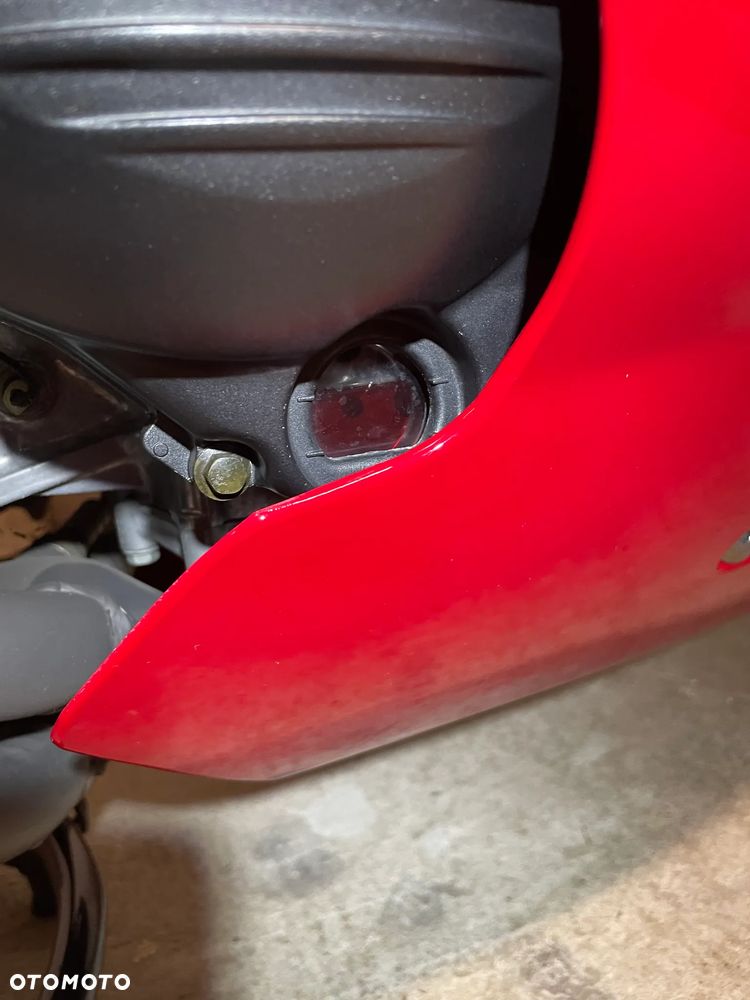 Honda VFR - 31