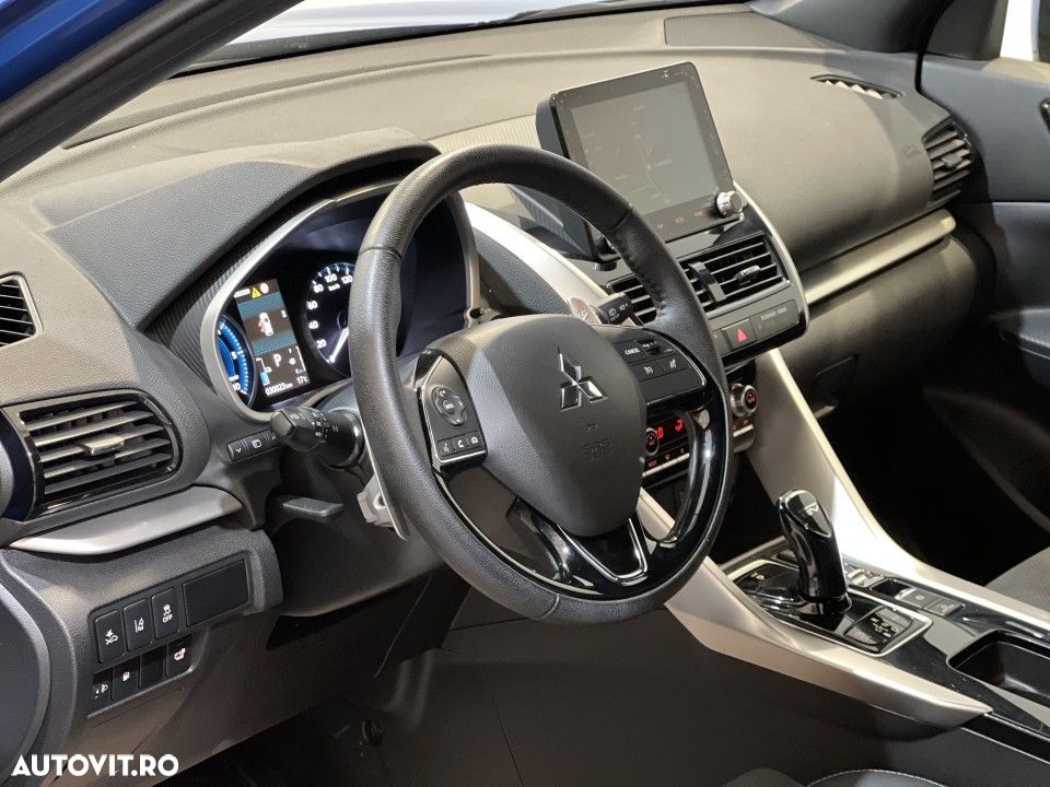 Mitsubishi Eclipse-Cross - 4