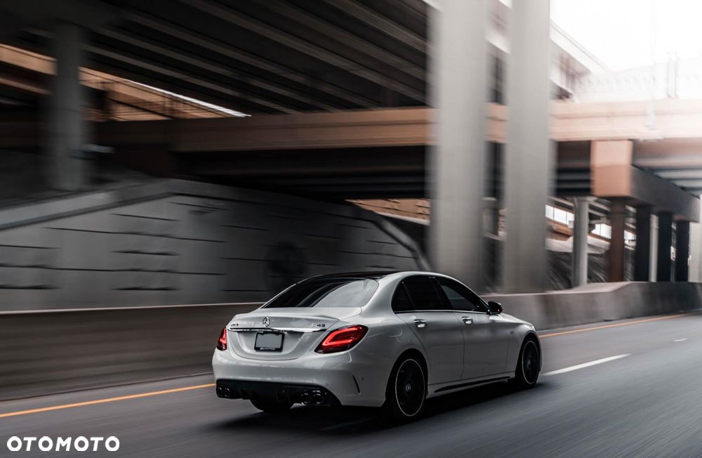 Mercedes-Benz Klasa C AMG 43 4Matic AMG TCT 9G - 3