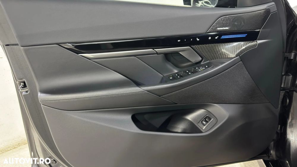 BMW Seria 5 520d AT MHEV - 11