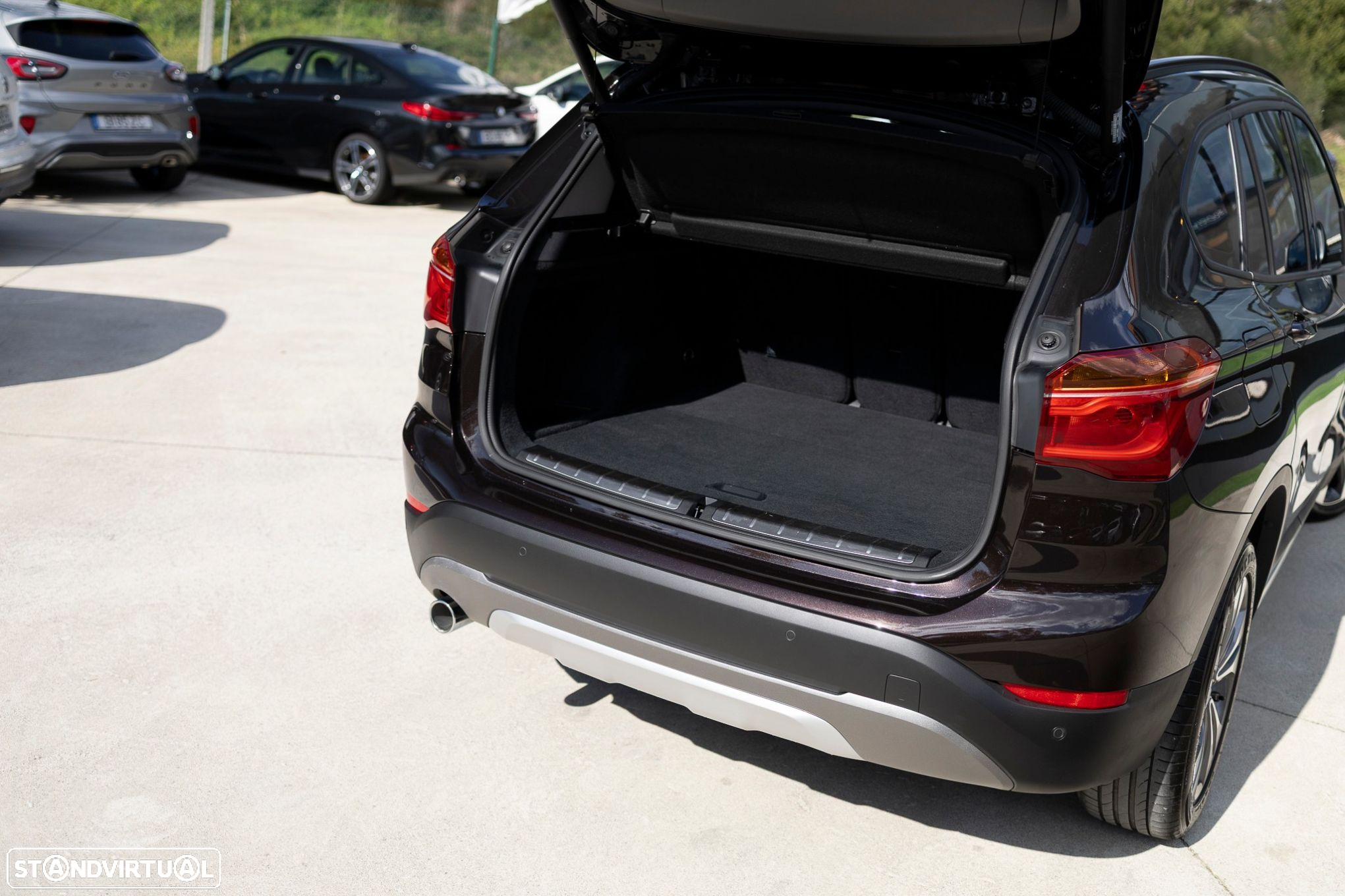 BMW X1 16 d sDrive Line xLine - 48