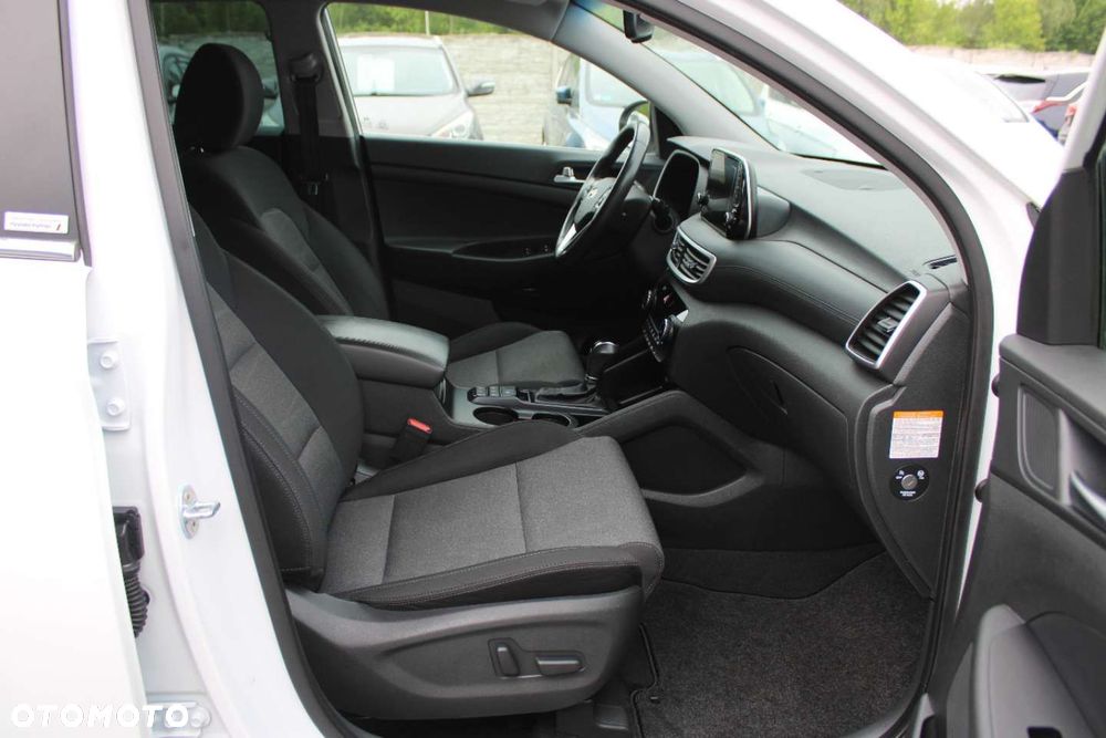 Hyundai Tucson blue 1.6 CRDi 2WD DCT Premium - 24