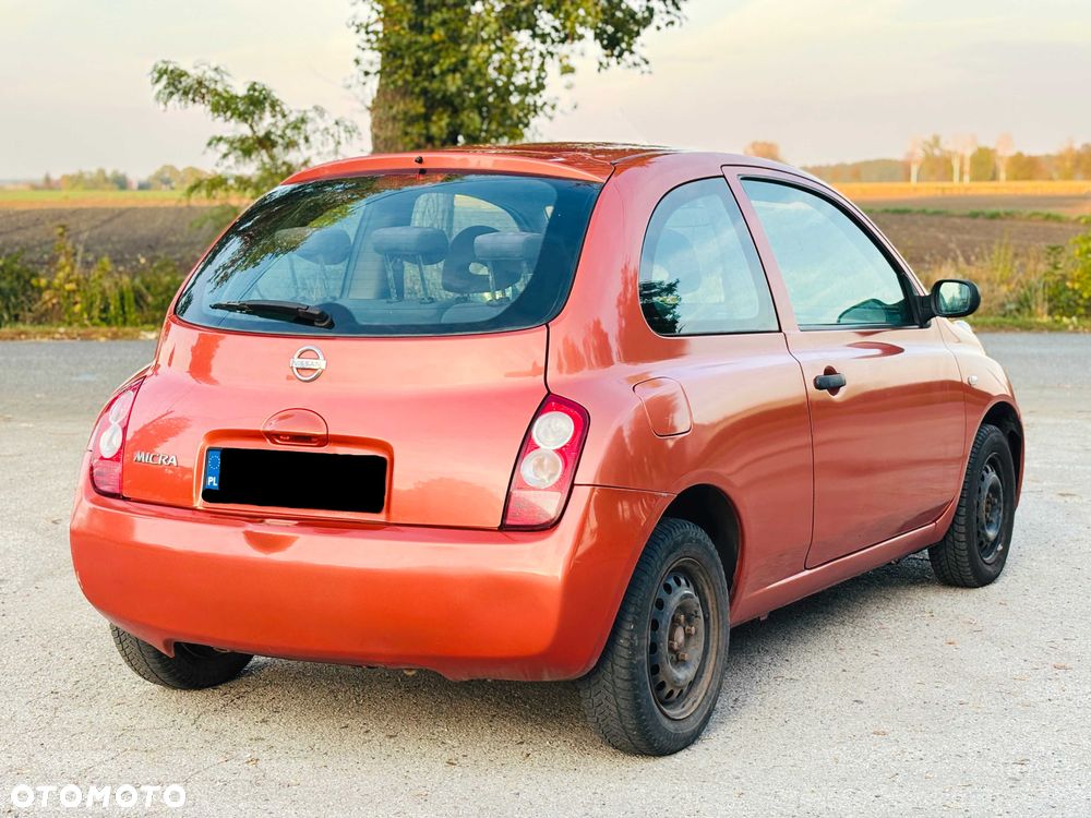 Nissan Micra 2004 photo 4