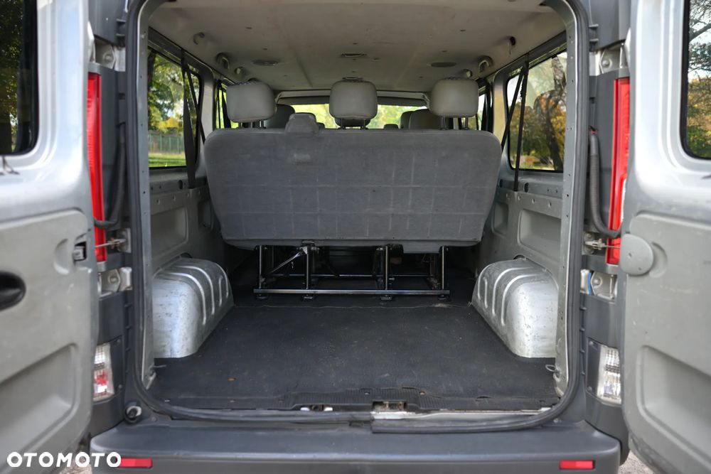 Renault Trafic 2.0 dCi 115 Passenger L2H1 Expression - 8