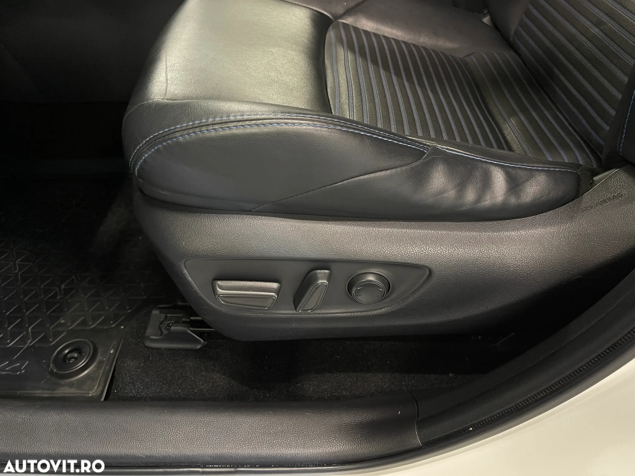 Toyota RAV4 2.5 Hybrid VVT-iE 4x4 Exclusive - 21