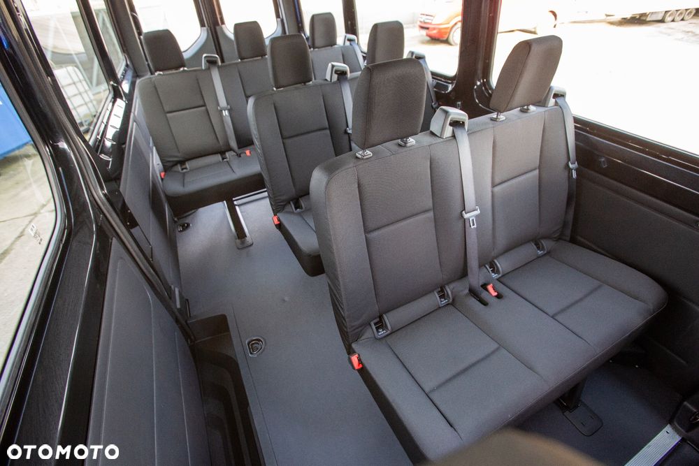 Mercedes-Benz Sprinter - 8