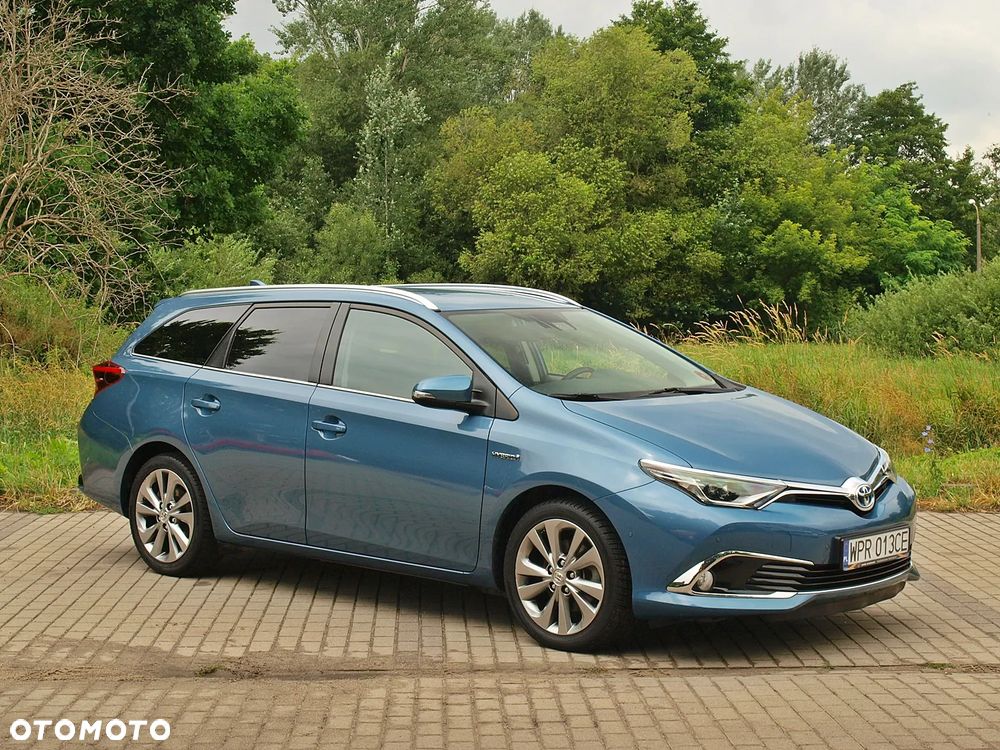 Toyota Auris - 4