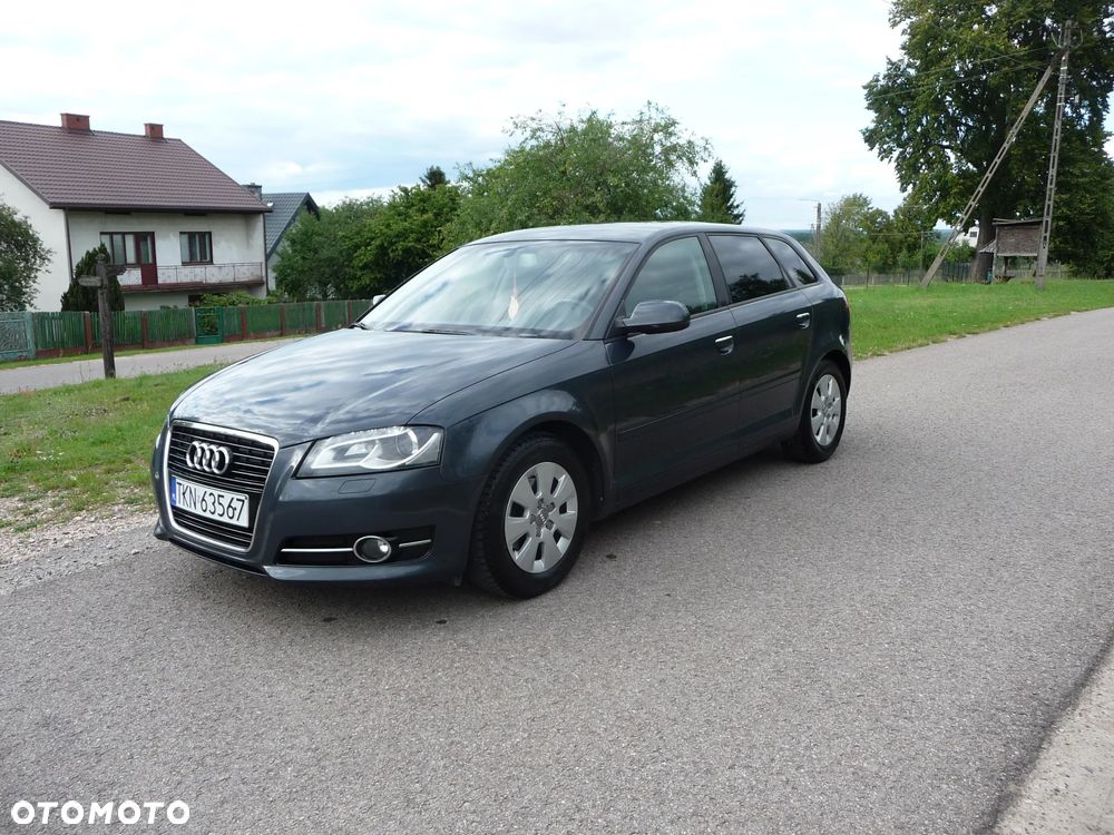 Audi A3 Sportback 1.6 TDI Ambiente - 1