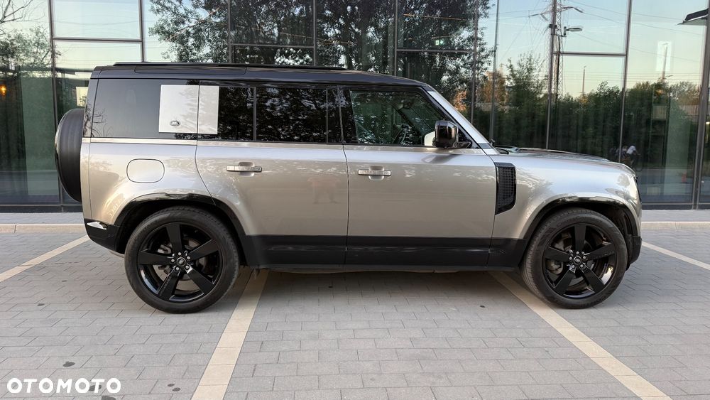 Land Rover Defender 3.0 D250 mHEV HSE - 31