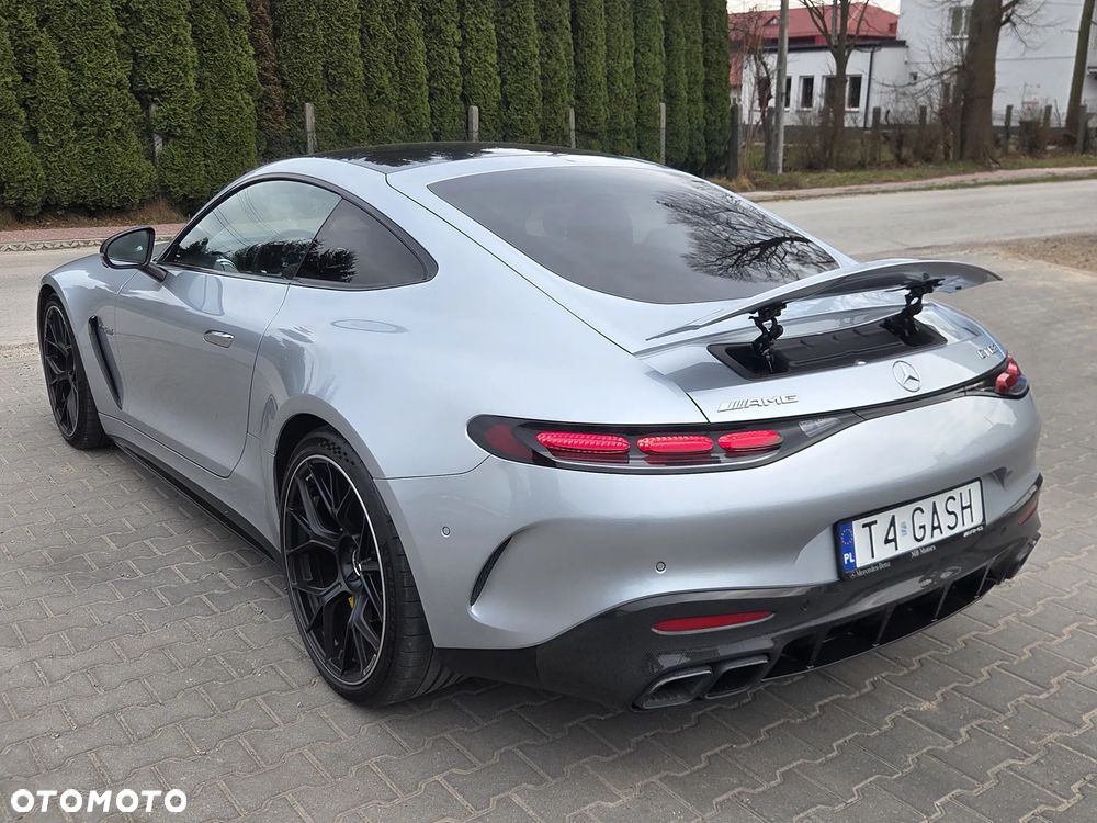 Mercedes-Benz AMG GT 63 4MATIC+ - 17