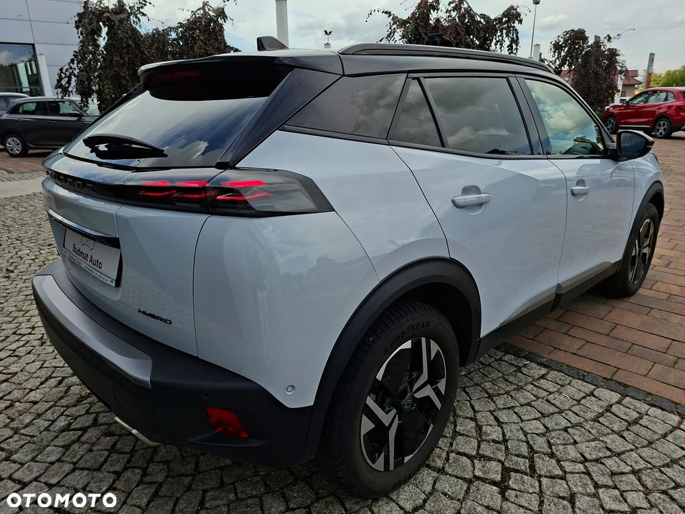 Peugeot 2008 Hybrid 136 e-DSC GT - 11