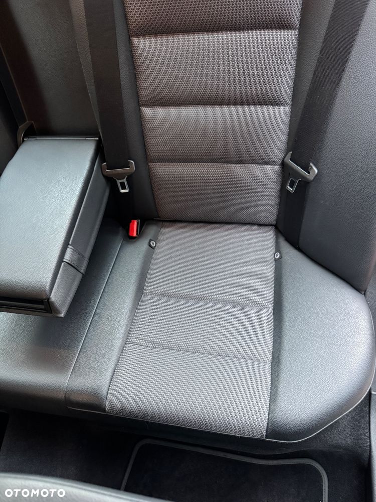 Mercedes-Benz Klasa C - 17