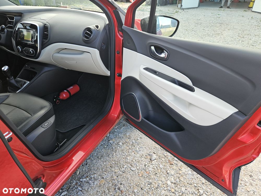 Renault Captur (ENERGY) TCe 90 BOSE EDITION - 28