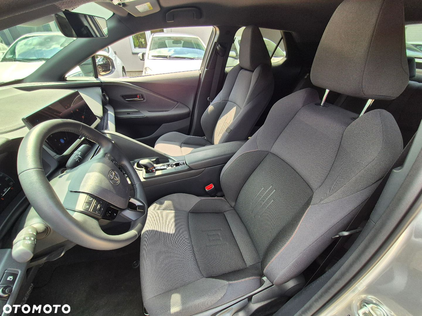 Toyota C-HR - 7