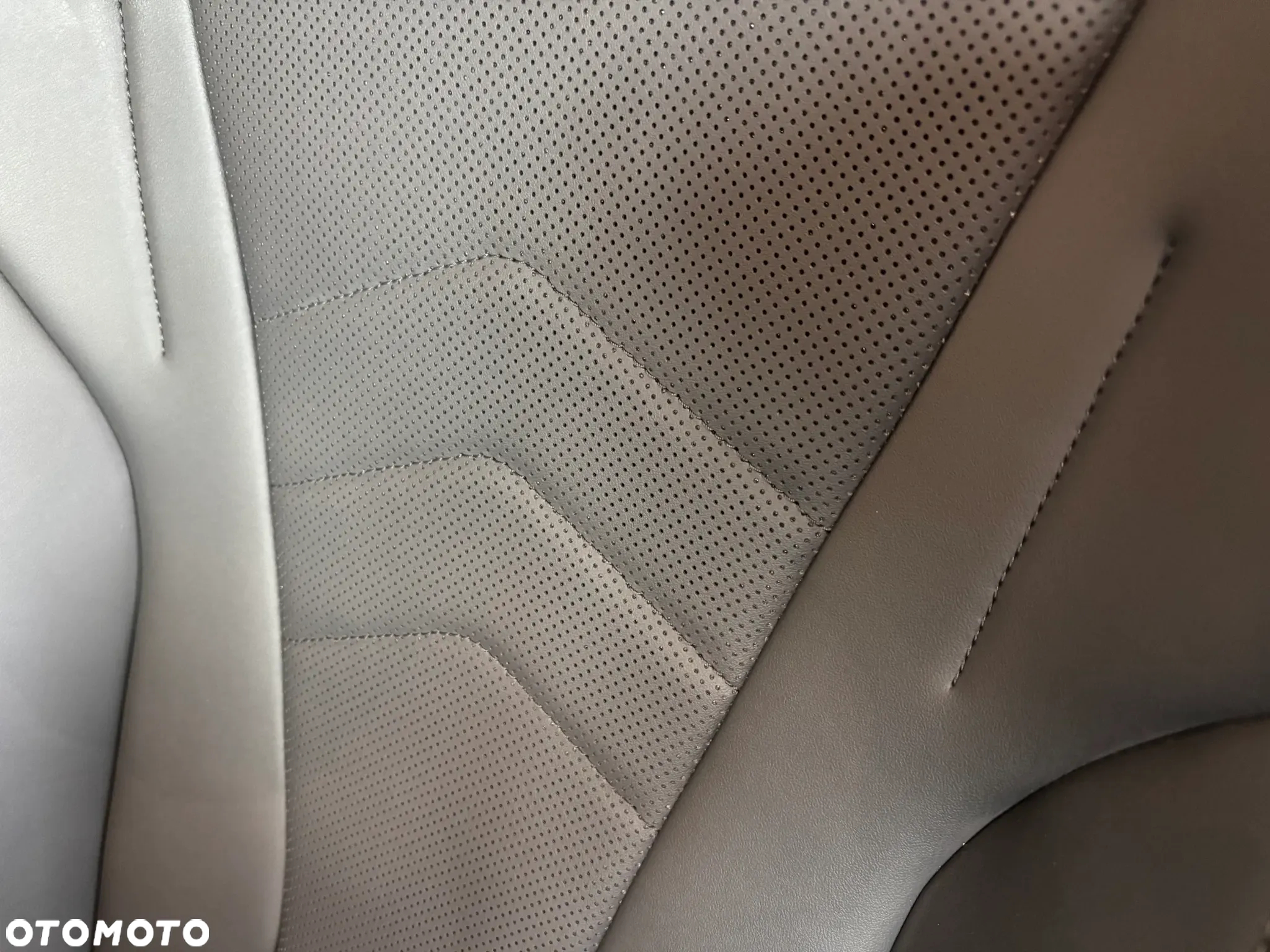 BMW Seria 1 120i - 9