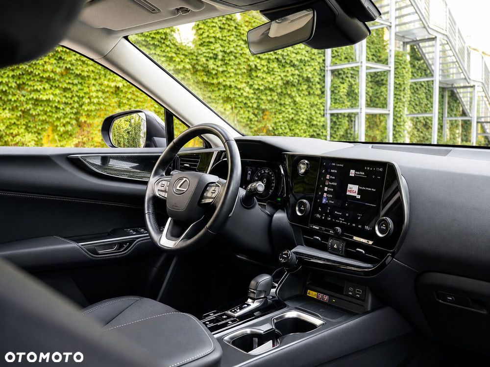Lexus NX 350h Elegance 2WD - 17