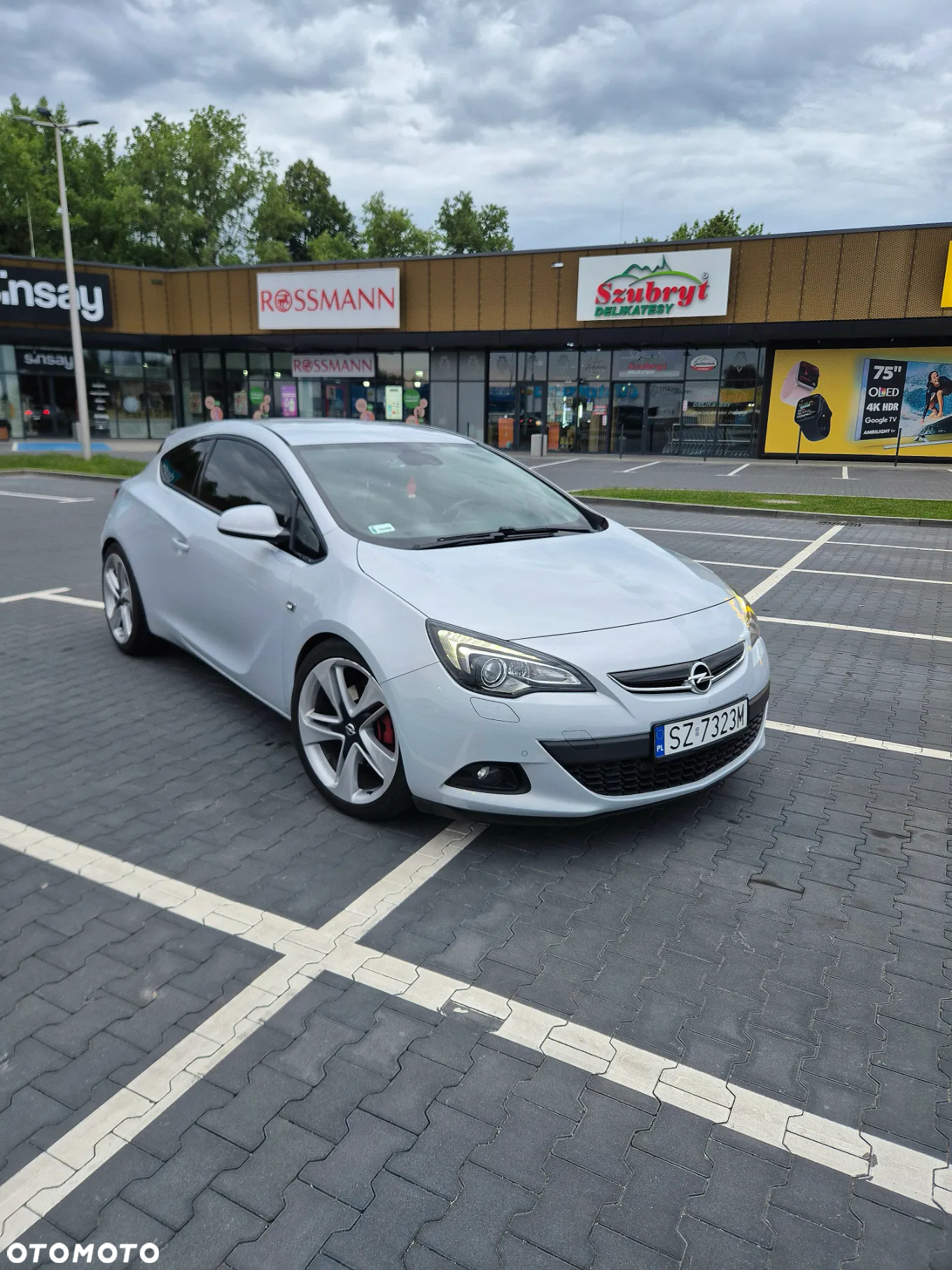 Opel Astra IV GTC 2.0 CDTI Sport S&S - 8