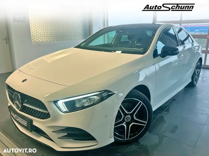 Mercedes-Benz A 250 e 8G-DCT AMG Line - 1