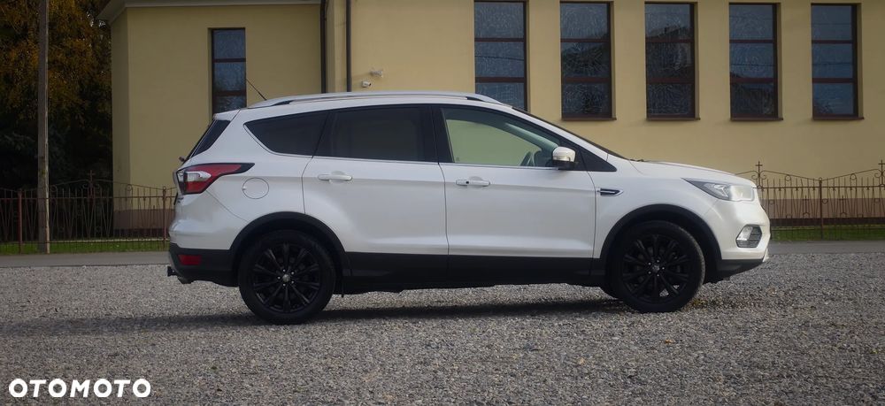 Ford Kuga - 4