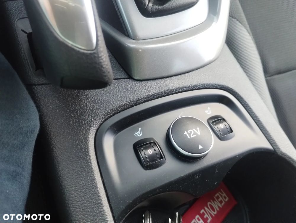 Ford Focus - 8