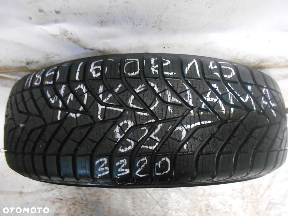 OPONA POJEDYNKA 185/60R15 YOKOHAMA BLUEARTH WINTER V905 DOT 3320 8MM - 1