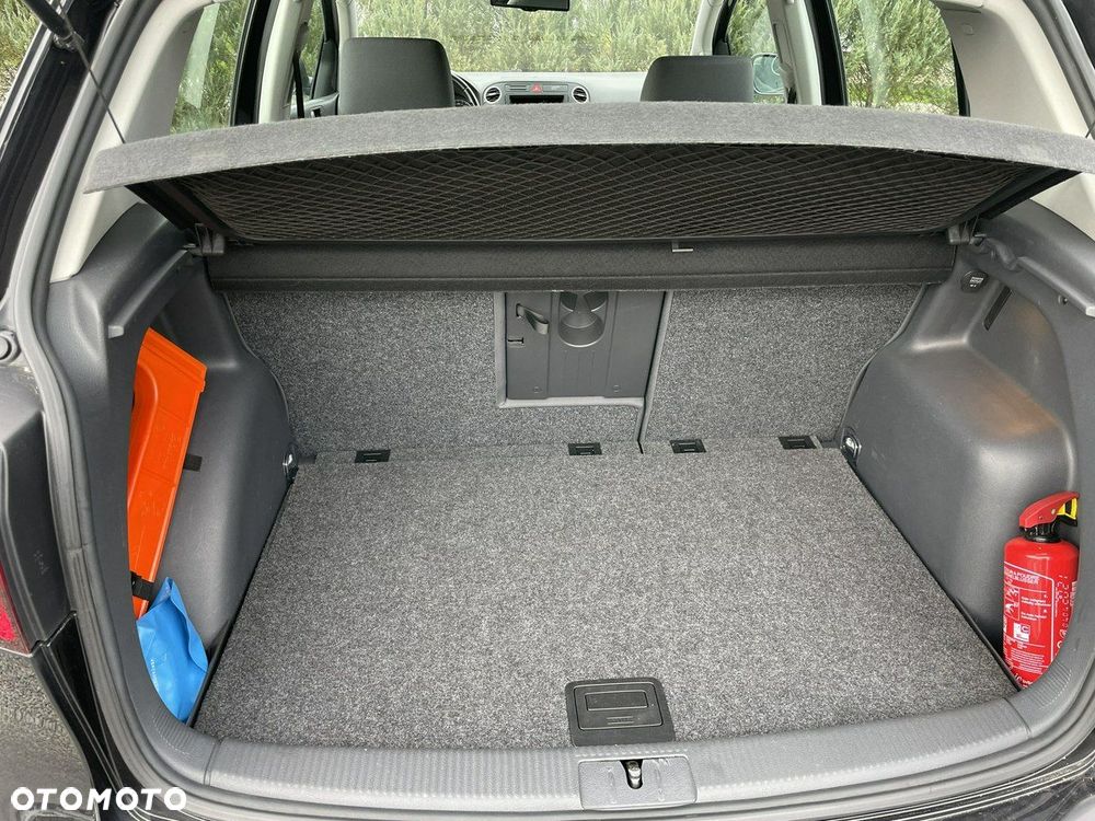Volkswagen Golf Plus - 14