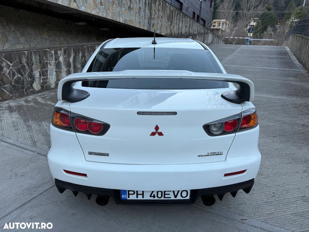 Mitsubishi Lancer Evolution - 4