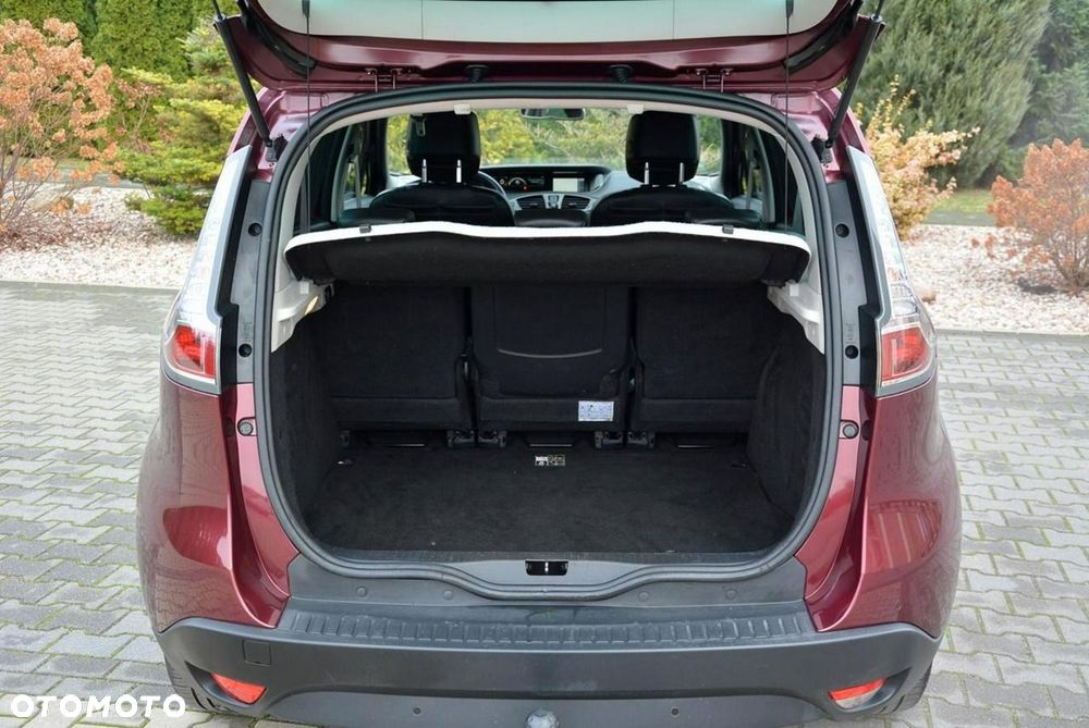 Renault Scenic ENERGY TCe 130 BOSE EDITION - 33