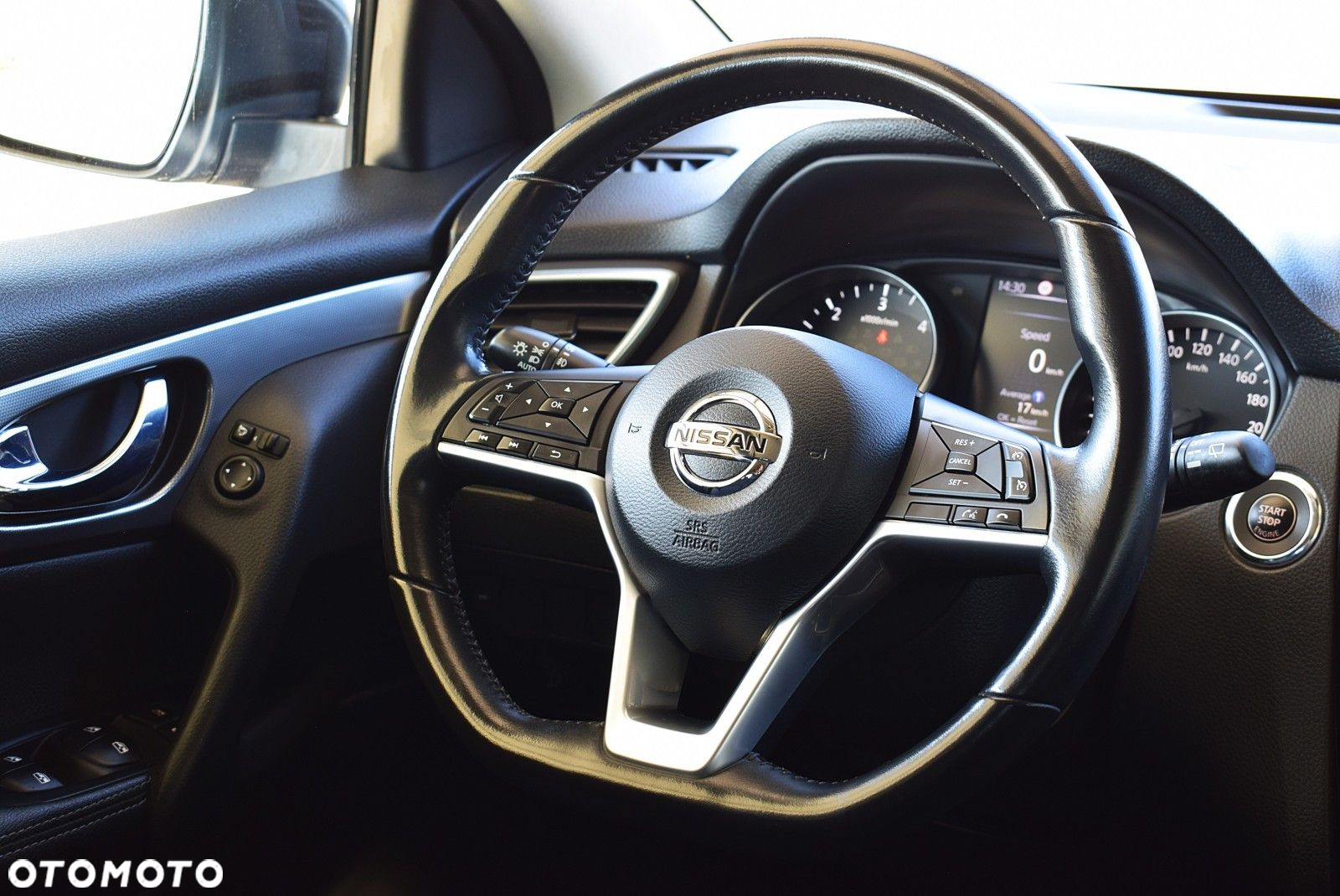 Nissan Qashqai 1.5 dCi N-Connecta - 19