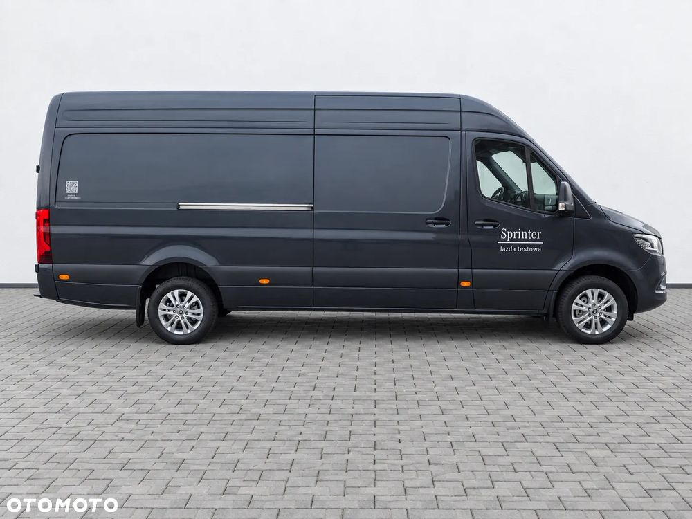 Mercedes-Benz Sprinter - 30