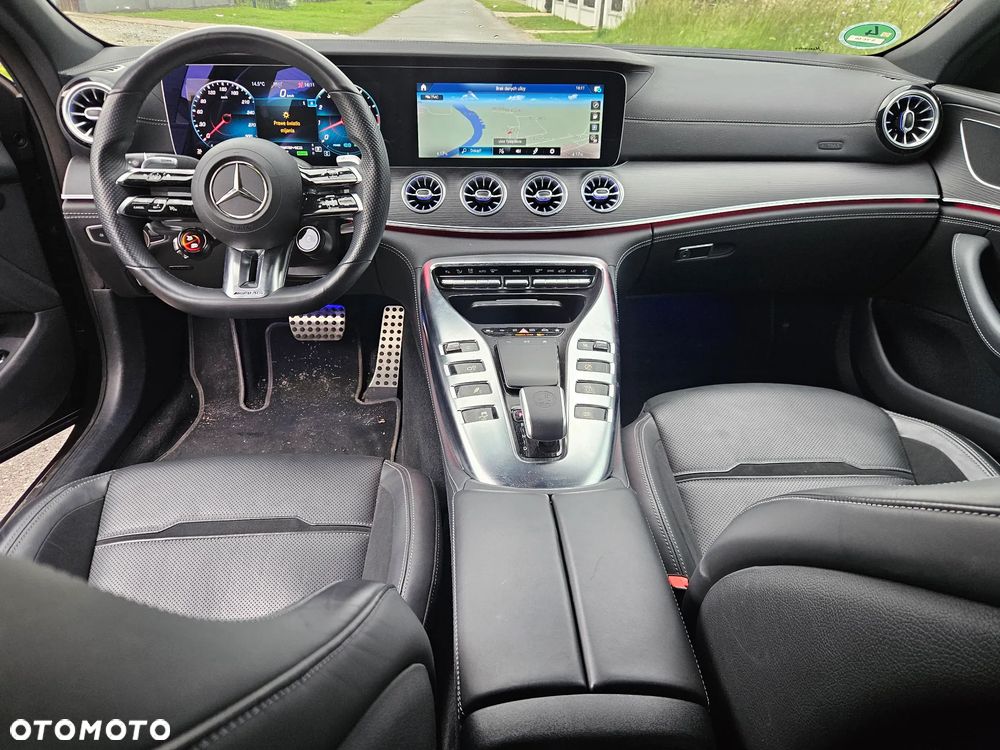 Mercedes-Benz AMG GT 53 4-Matic+ - 12