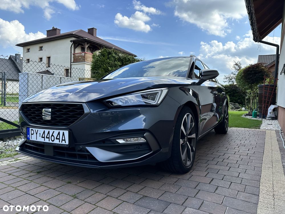Seat Leon Sportstourer 1.5 eTSI FR DSG - 4
