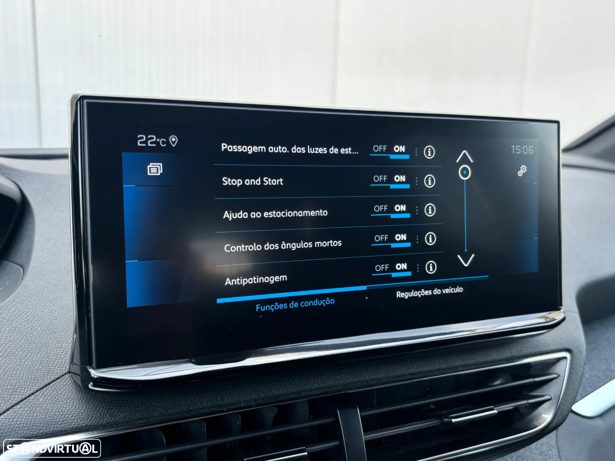 Peugeot 5008 1.5 BlueHDi Allure Pack EAT8 - 31
