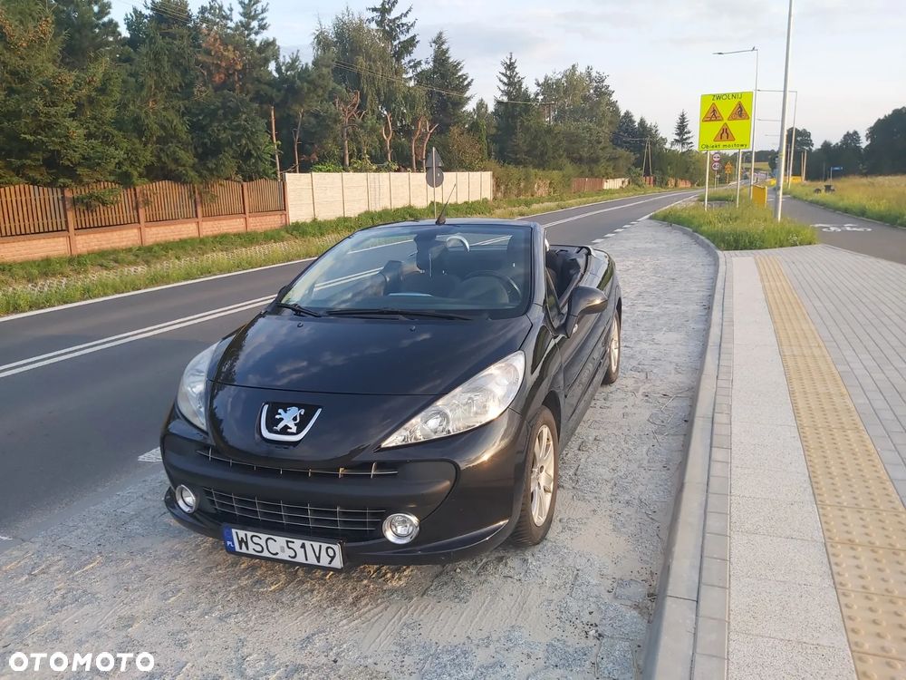 Peugeot 207 CC - 10