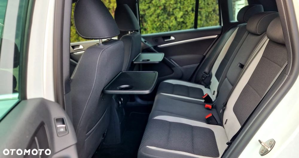 Volkswagen Tiguan 1.4 TSI 4Mot Perfectline R-Style - 11