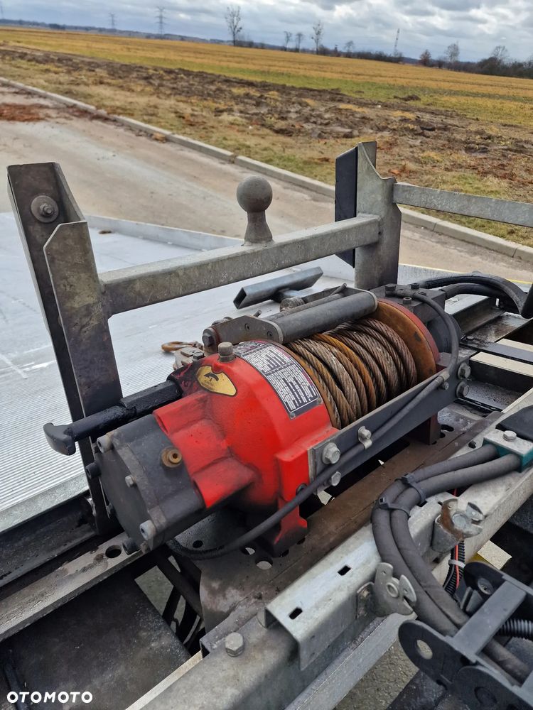 Mercedes-Benz Sprinter - 8