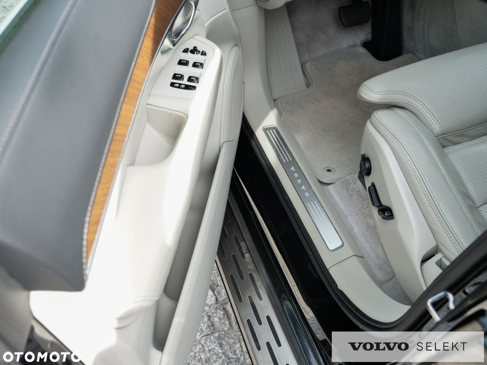Volvo XC 90 - 16