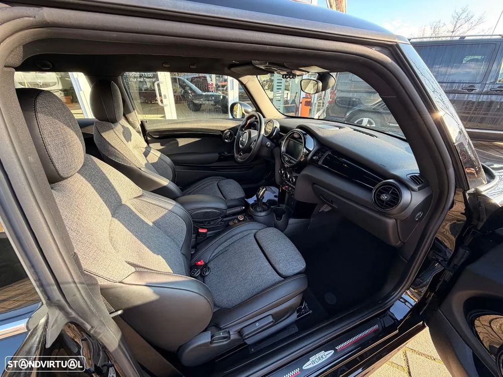 MINI 3 Portas Cooper D Aut. - 4
