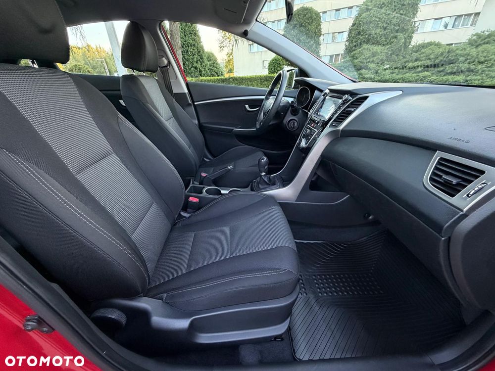Hyundai i30 1.4 Trend - 8