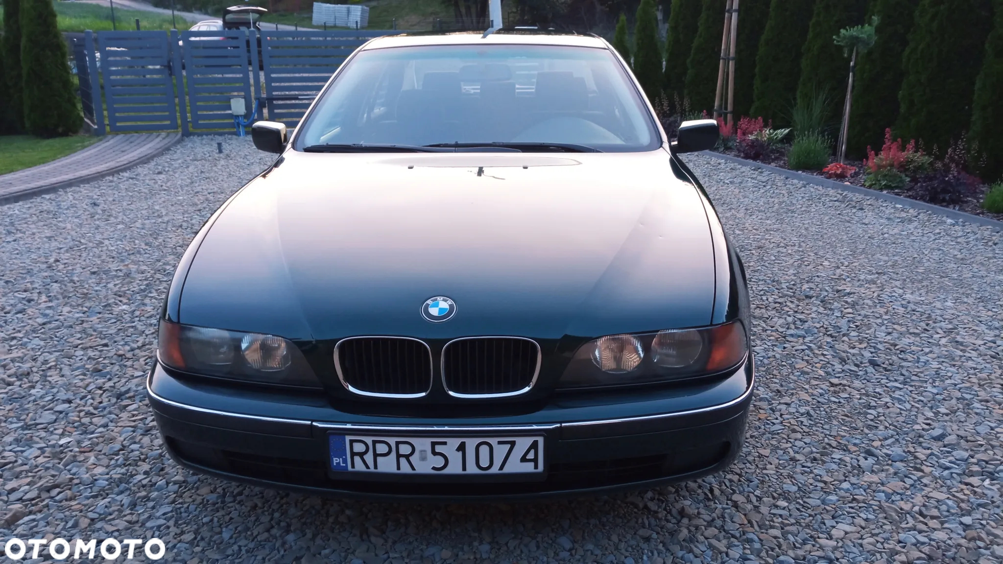 BMW Seria 5 520i - 4