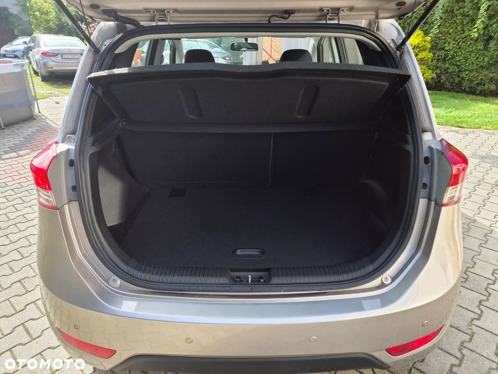 Hyundai ix20 - 23