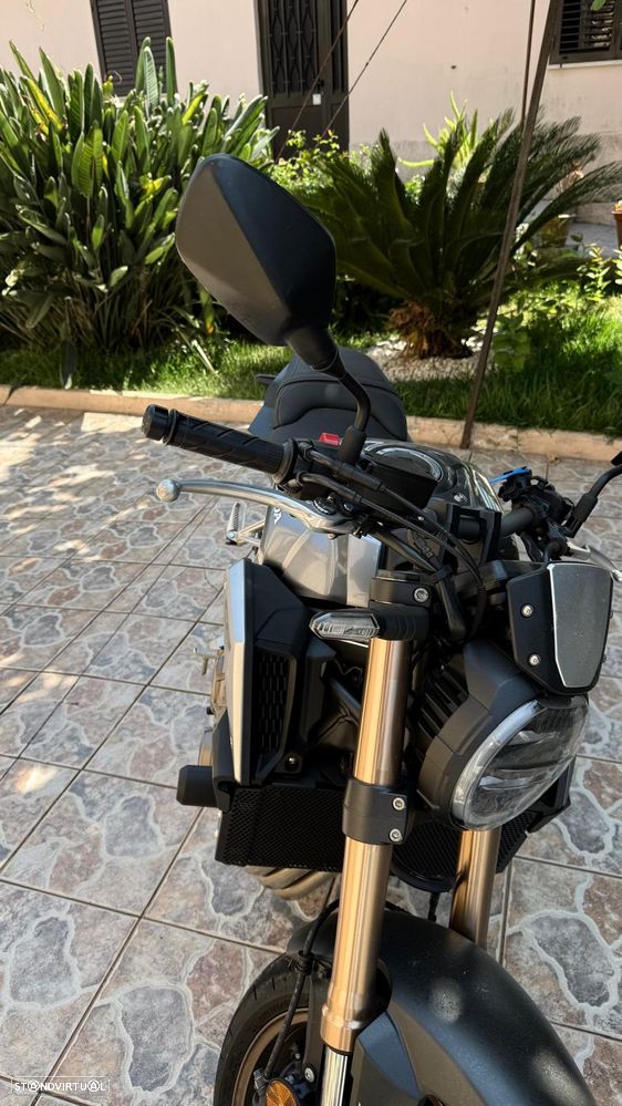 Honda CB CB650R - 7
