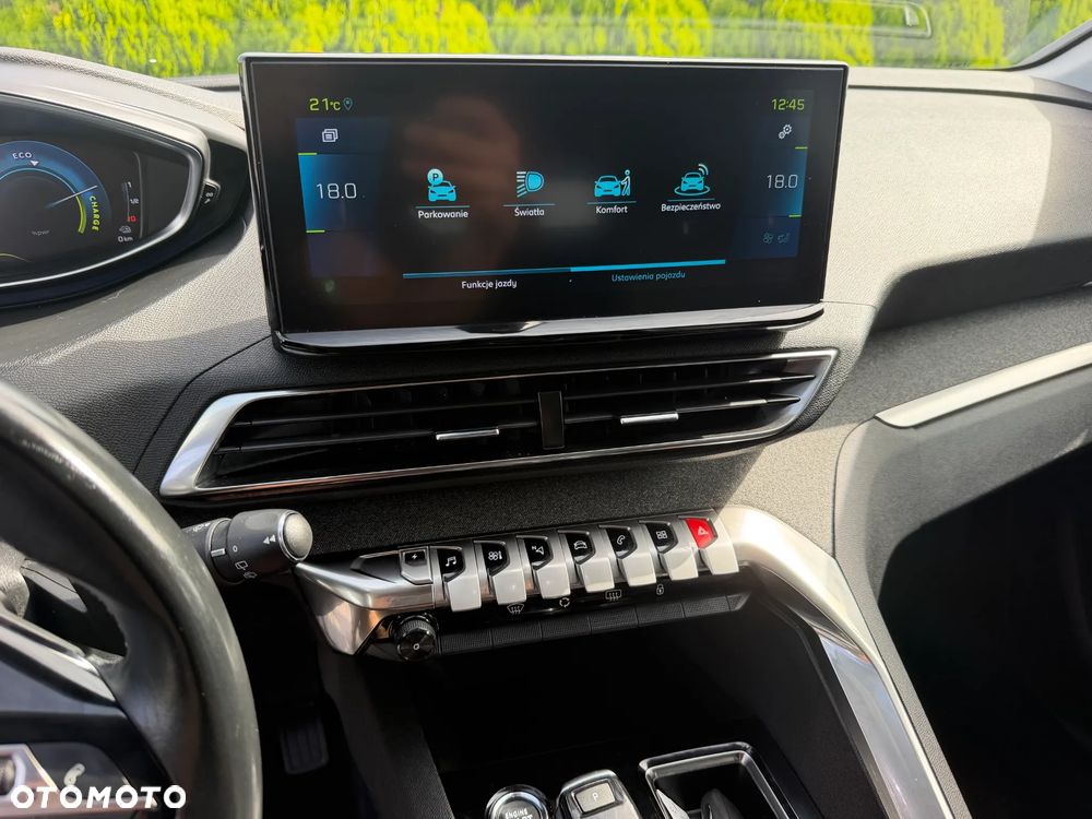 Peugeot 3008 - 16