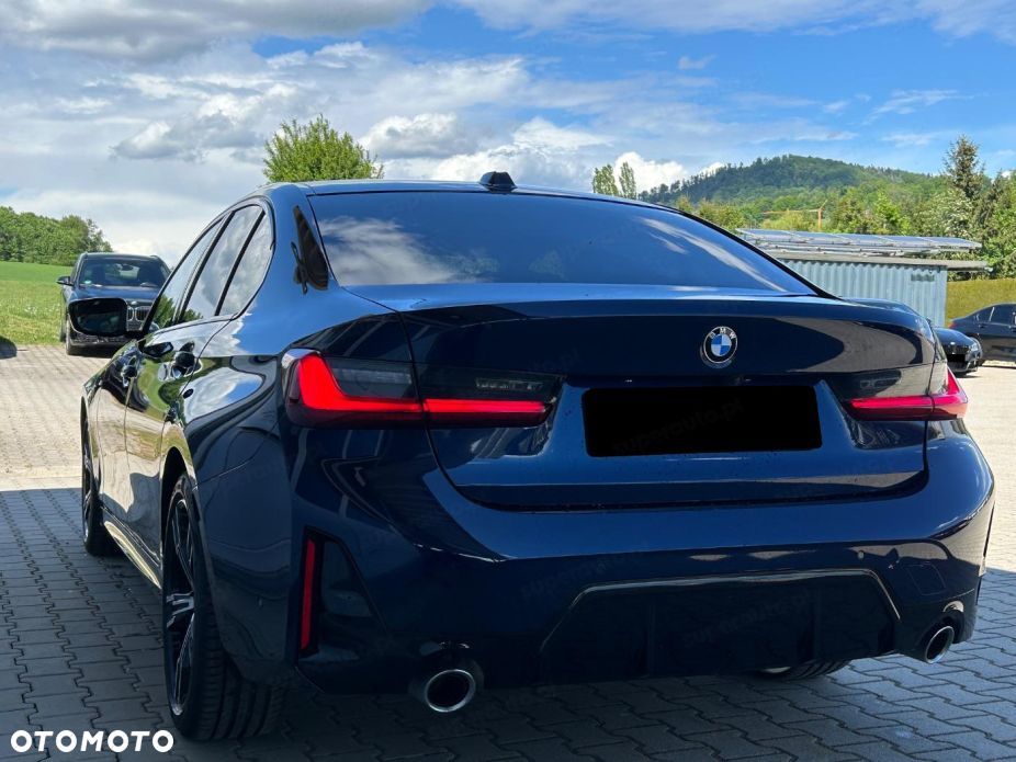 BMW Seria 3 320d xDrive mHEV M Sport sport - 3