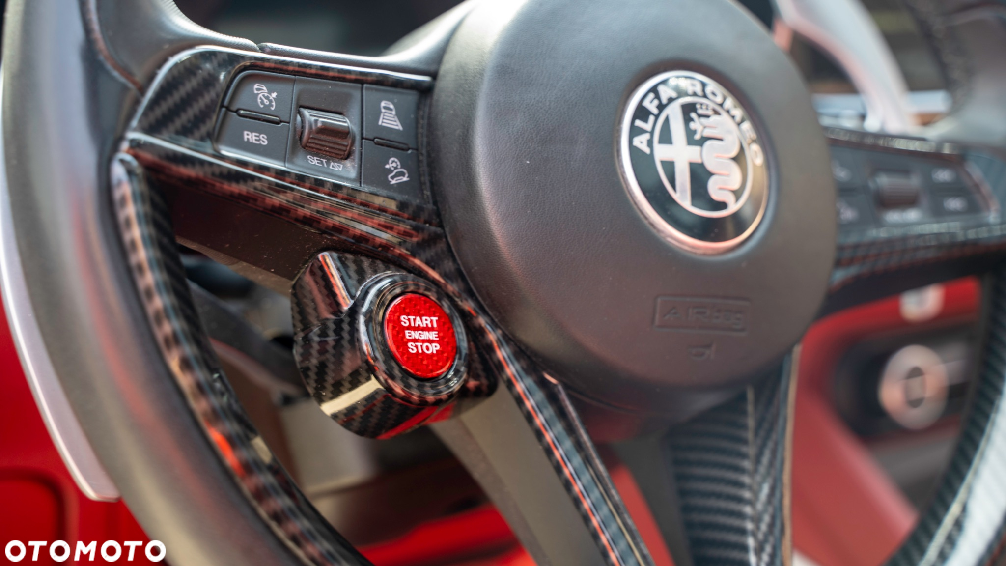 Alfa Romeo Stelvio 2.0 Turbo 16V AT8-Q4 Veloce Ti - 35