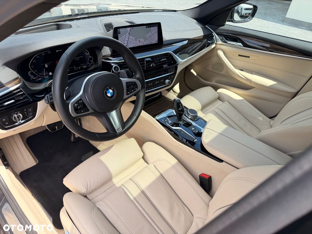 BMW Seria 5 530e iPerformance xDrive - 19